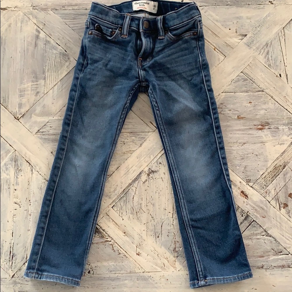 Boy’s Abercrombie Skinny Jean Size 5/6